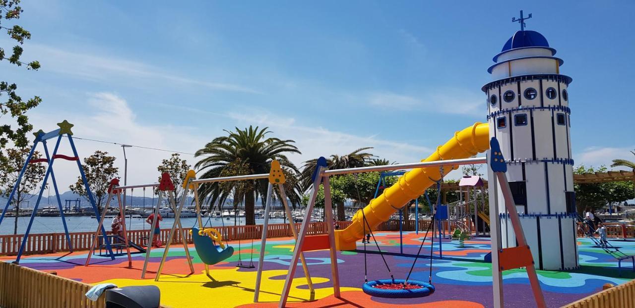 Piso Exterior A Escasos Metros De La Playa Panadeira Con Plaza De Garaje Lejlighed Sanxenxo Eksteriør billede